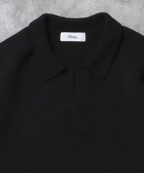 FFEIN（フェイン）の「【FFEIN（フェイン）】ネーム付きスキッパーニット / ニット セーター ポロカラー シンプル 無地 ワンポイント（ニット/セーター・メンズ・ブラック/ブラウン/グレー・SMALL/MEDIUM/LARGE）」の8枚目の写真