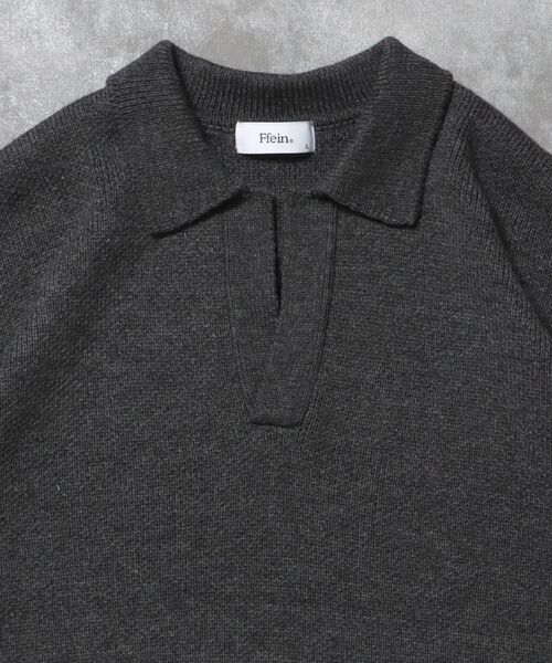 FFEIN（フェイン）の「【FFEIN（フェイン）】ネーム付きスキッパーニット / ニット セーター ポロカラー シンプル 無地 ワンポイント（ニット/セーター・メンズ・ブラック/ブラウン/グレー・SMALL/MEDIUM/LARGE）」の12枚目の写真