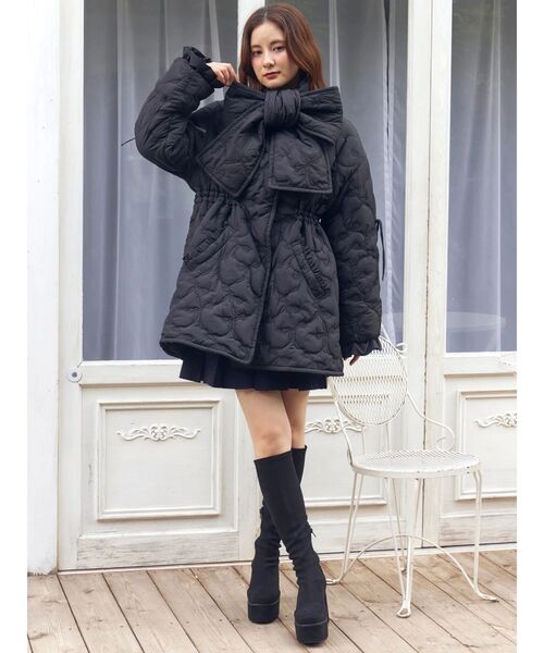 CALNAMUR（カルナムール）の「マフラー付きパフコート（ダウンジャケット/コート・レディース・ブラック/ピンク・FREE）」の16枚目の写真