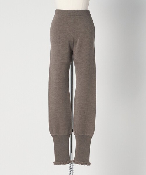 LOEFF（ロエフ）の「＜LOEFF＞9ゲージ フリンジ ソックス パンツ（その他パンツ・レディース・ライム/ネイビー/ベージュ・FREE）」の2枚目の写真