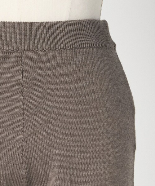 LOEFF（ロエフ）の「＜LOEFF＞9ゲージ フリンジ ソックス パンツ（その他パンツ・レディース・ライム/ネイビー/ベージュ・FREE）」の15枚目の写真