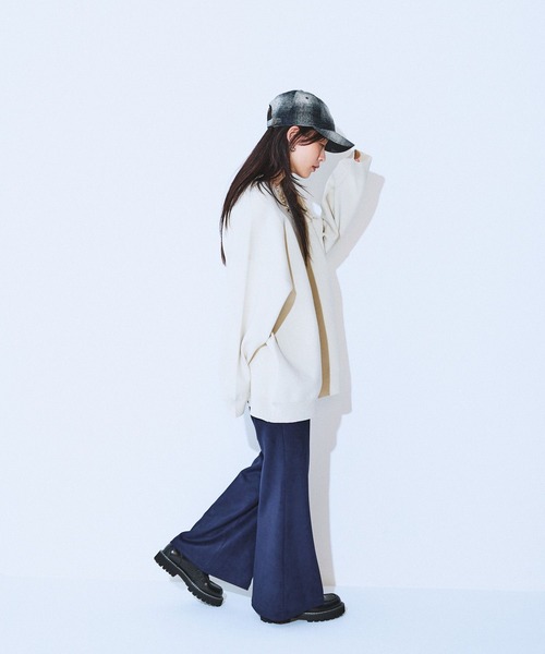 JEANASIS（ジーナシス）の「ヌバックフレアパンツ/581661（その他パンツ・レディース・オフホワイト/ブラック/ブラウン/ネイビー・SMALL/MEDIUM）」の18枚目の写真