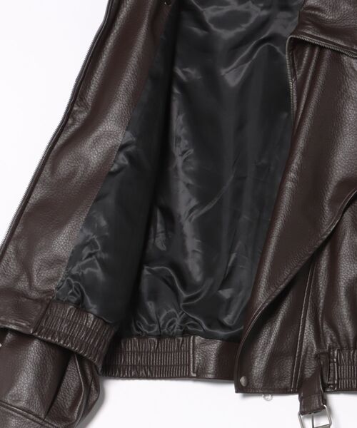 Chikashitsu +(チカシツプラス)の「【Chikashitsu +】high neck non-leather bomber jacket / 【チカシツプラス】ハイネックコーティングボンバージャケット(ブルゾン・メンズ・ブラウン/ブラック・ONE SIZE)」の4枚目の写真