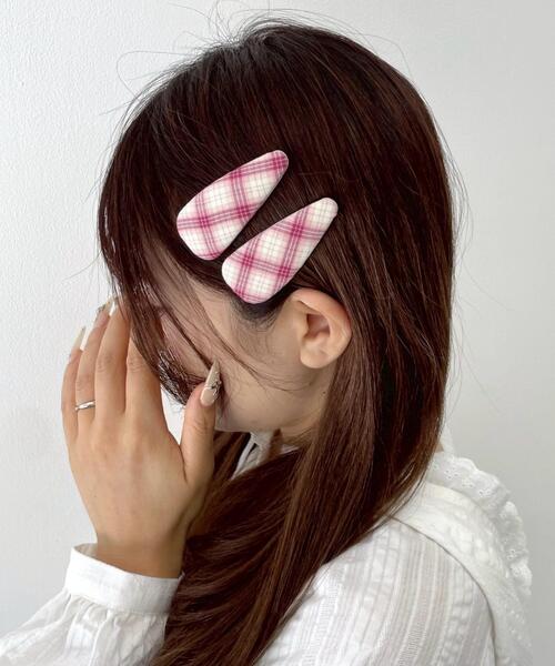 WEGO（ウィゴー）の「WEGO/【2点セット】チェックトライアングルピン（ヘアピン・レディース・グリーン系その他2/レッド系その他2/ブルー系その他2/ブラック系その他2・FREE）」の4枚目の写真