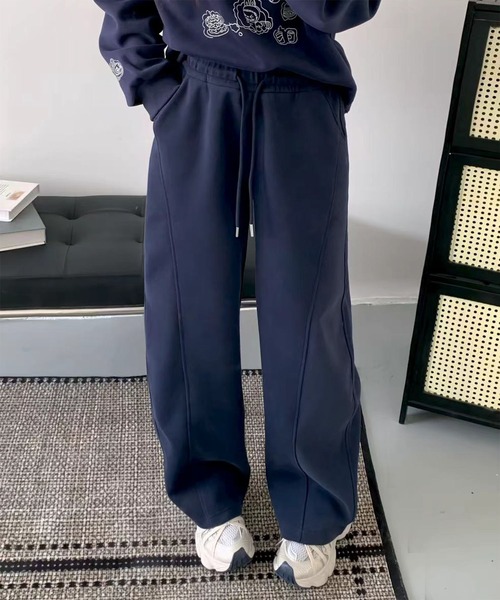 aimoha(アイモハ)の「ジョガーシルエット スウェットパンツ(スウェットパンツ・レディース・ライトベージュ/ネイビー/レッド・MEDIUM/X-LARGE/LARGE)」の2枚目の写真