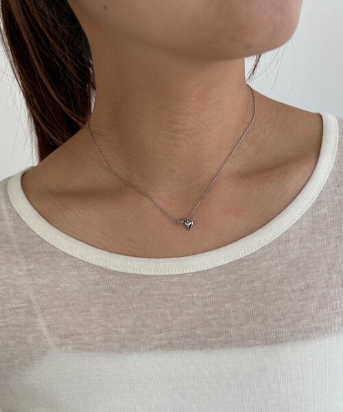 CAPRICIEUX LE'MAGE（カプリシューレマージュ）の「〈GOLDY/ゴールディ〉親子ハートプチネックレス（ネックレス・レディース・シルバー/ゴールド・FREE）」の3枚目の写真