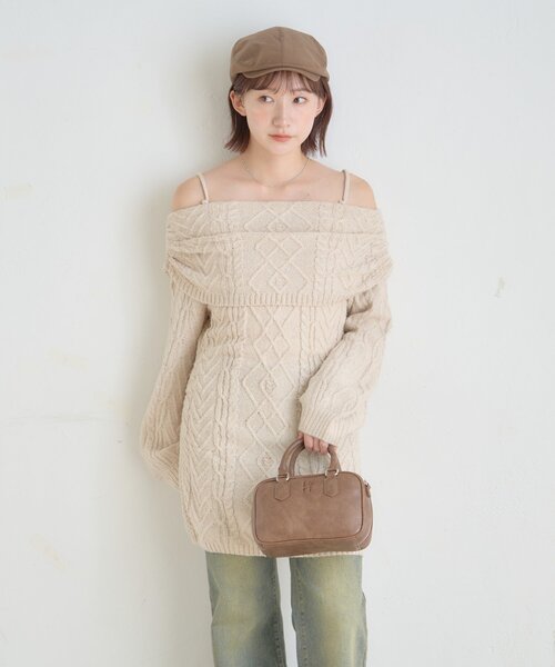 mline（エムライン）の「[mline]オフショル ケーブルニットワンピース（ワンピース・レディース・チャコールグレー/ベージュ/ブルー・FREE）」の11枚目の写真