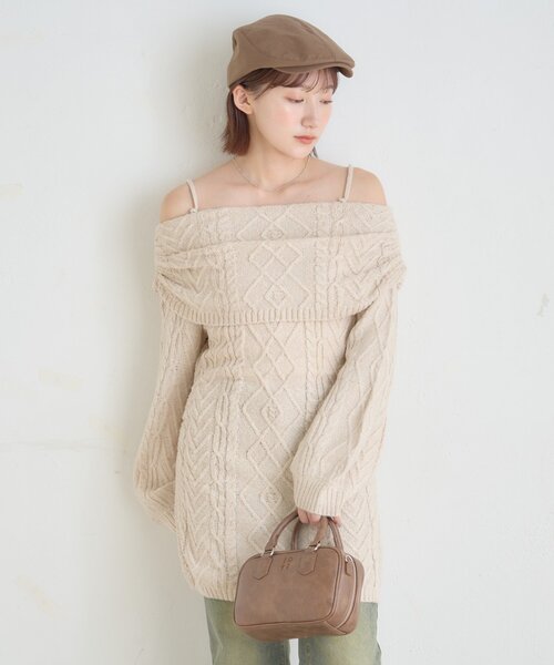 mline（エムライン）の「[mline]オフショル ケーブルニットワンピース（ワンピース・レディース・チャコールグレー/ベージュ/ブルー・FREE）」の12枚目の写真