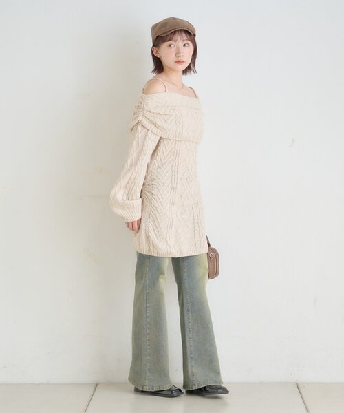 mline（エムライン）の「[mline]オフショル ケーブルニットワンピース（ワンピース・レディース・チャコールグレー/ベージュ/ブルー・FREE）」の16枚目の写真