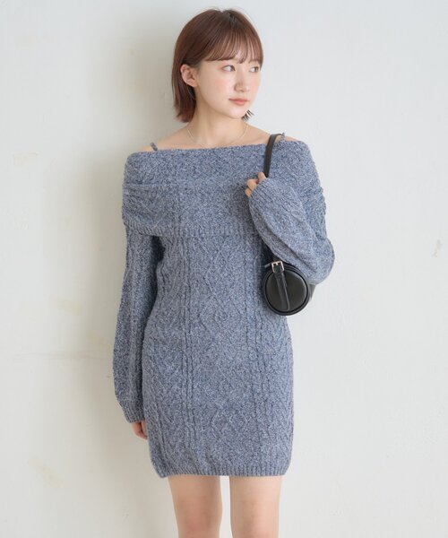 mline（エムライン）の「[mline]オフショル ケーブルニットワンピース（ワンピース・レディース・チャコールグレー/ベージュ/ブルー・FREE）」の20枚目の写真
