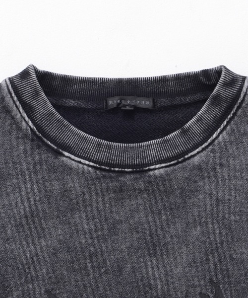 Revo.（レボ）の「グランジ加工 トライバルロゴプリント 裏毛 ドローコード 短丈 ワイド スウェット プルオーバー（スウェット・メンズ・ブラウン/チャコール/オフホワイト/スモークピンク・M/L）」の13枚目の写真