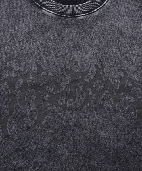 Revo.（レボ）の「グランジ加工 トライバルロゴプリント 裏毛 ドローコード 短丈 ワイド スウェット プルオーバー（スウェット・メンズ・ブラウン/チャコール/オフホワイト/スモークピンク・M/L）」の15枚目の写真