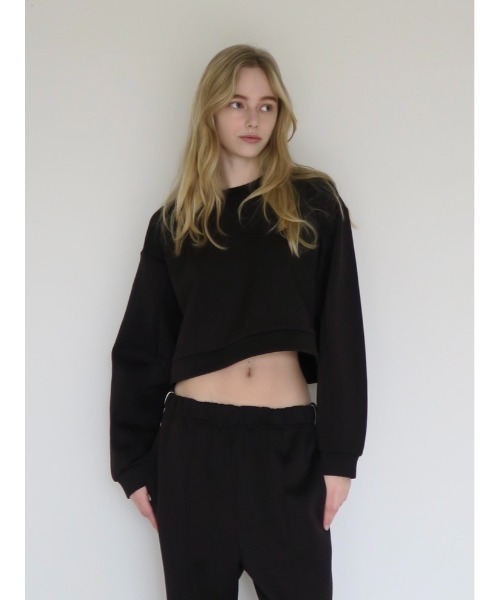 swane(スワネ)の「cropped sweat tops(スウェット・レディース・ブラック/アイボリー・FREE)」の3枚目の写真