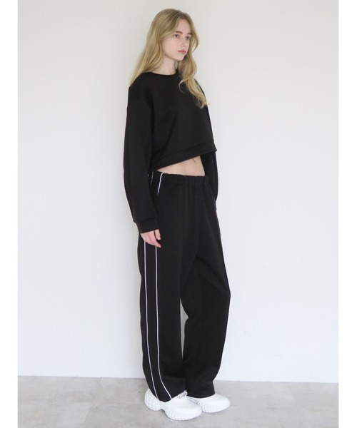 swane(スワネ)の「cropped sweat tops(スウェット・レディース・ブラック/アイボリー・FREE)」の7枚目の写真