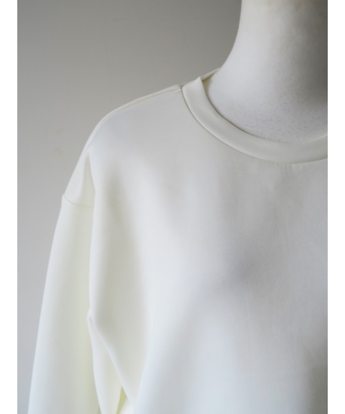 swane(スワネ)の「cropped sweat tops(スウェット・レディース・ブラック/アイボリー・FREE)」の18枚目の写真