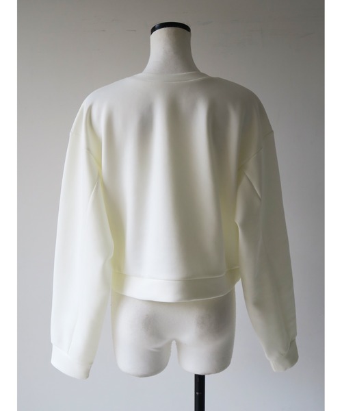 swane(スワネ)の「cropped sweat tops(スウェット・レディース・ブラック/アイボリー・FREE)」の17枚目の写真