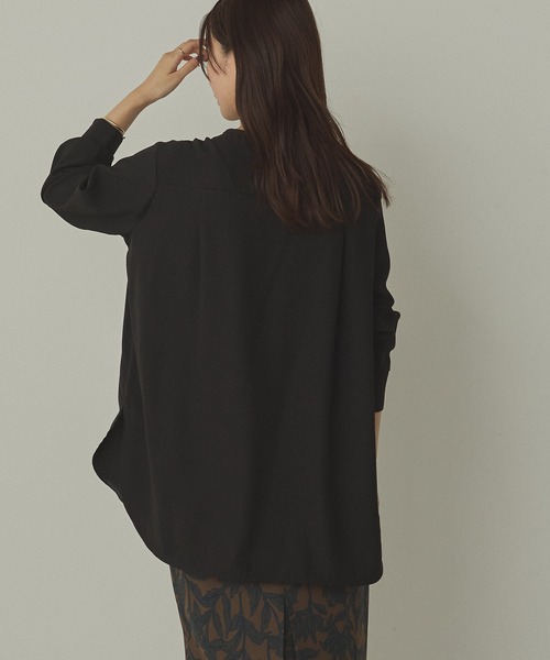 hunch(ハンチ)の「ストレッチジョーゼット 万能ブラウス(シャツ/ブラウス・レディース・オフホワイト/クリーム/ブラック・FREE)」の20枚目の写真