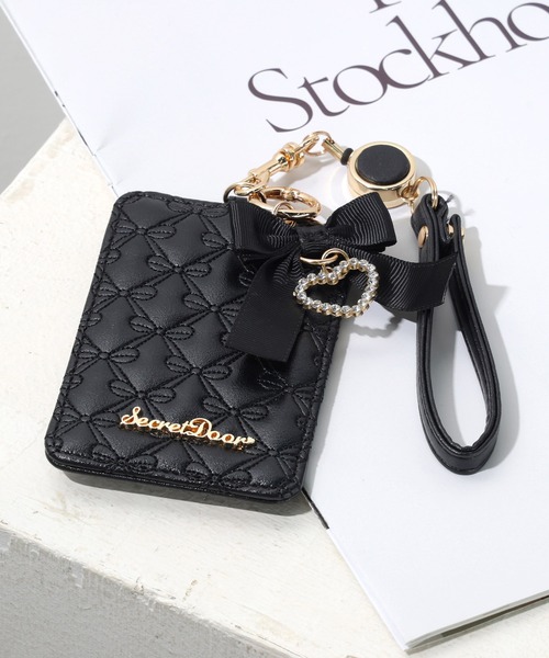 パスケース 定期入れ カードケース リール付き リボン チャーム付き