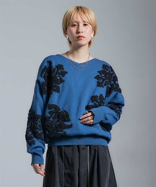 Soiunique（スワユニーク）の「花柄ジャガード編みゆったりドルマン調シルエットニット ［Soiunique］（ニット/セーター・レディース・ブラック×ベージュ/ブルー系・S～Ｍ/L～LL）」の11枚目の写真