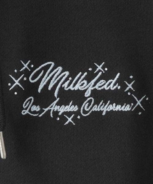 MILKFED.（ミルクフェド）の「RHINESTONE LOGO SHORT ZIP UP HOODIE（パーカー・レディース・オフホワイト/チャコール/ピンク・L/M）」の14枚目の写真