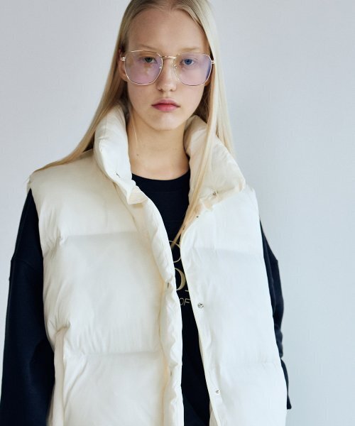 NICK&NICOLE（ニックアンドニコール）の「NICOLE SIGNATURE PADDING VEST_CREAM（ベスト・レディース・その他・FREE）」の2枚目の写真