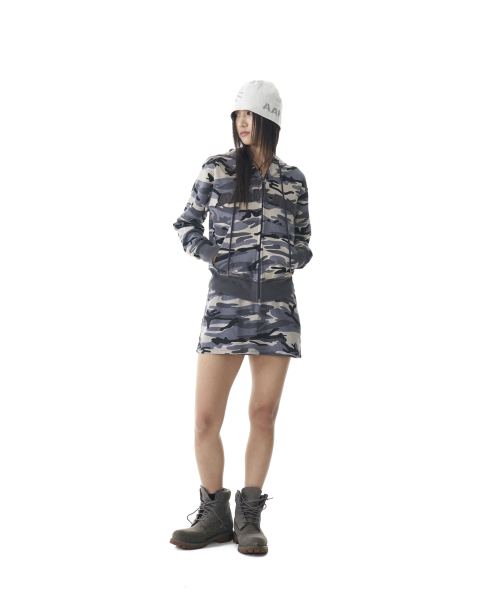 AAKAM(アーカム)の「Contrast Logo Zip-up Hoodie (Gray)(パーカー・レディース・その他・1)」の9枚目の写真