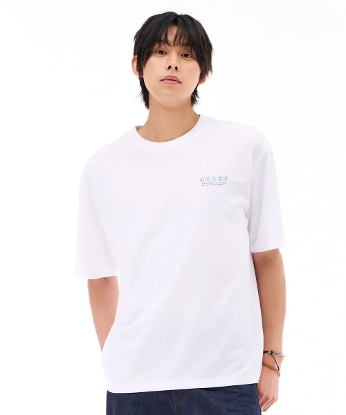 CHASECULT(チェイスカルト)の「男性モダンレタリング半袖Tシャツ-ホワイト(Tシャツ/カットソー・メンズ・ホワイト・105/100/110/95)」の4枚目の写真