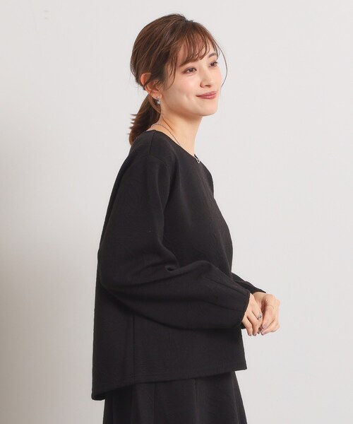 ITS'DEMO（イッツデモ）の「【洗濯機OK／セットアップ可】花柄ジャカードトップス（Tシャツ/カットソー・レディース・パープル系/グリーン系/ブラック/アイボリー・00）」の9枚目の写真