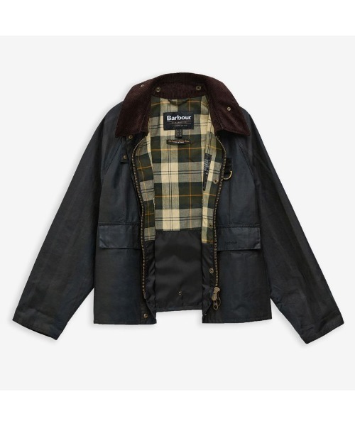 Kinetics（キネティクス）の「Barbour Spey Dundee Wax Jacket（バブアー スペイ ダンディ ワックス ジャケット）（ブルゾン・レディース・グリーン系・MEDIUM/LARGE）」の4枚目の写真