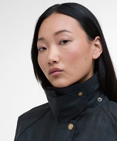 Kinetics（キネティクス）の「Barbour Spey Dundee Wax Jacket（バブアー スペイ ダンディ ワックス ジャケット）（ブルゾン・レディース・グリーン系・MEDIUM/LARGE）」の15枚目の写真