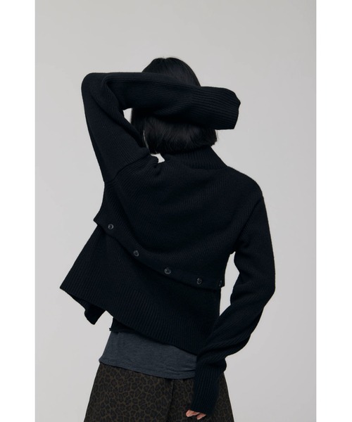 FELICITY(フェリシティ)の「Color Block Cardigan(カーディガン/ボレロ・レディース・ブラック/レッド・2)」の4枚目の写真