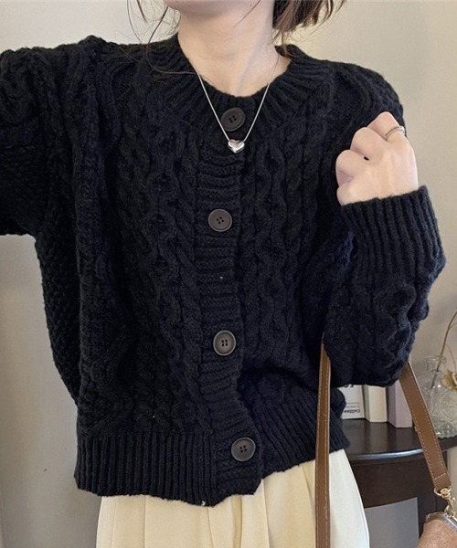Miniministore(ミニミニストア)の「暖かいケーブル編みニットカーディガン秋冬(カーディガン/ボレロ・レディース・ダークブラウン/グリーン/ピンクベージュ/ブラック/オリーブ/オフホワイト・FREE)」の21枚目の写真