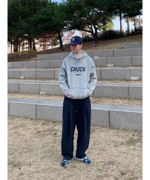 WOOALONG（ウアロン）の「Signature Logo ball cap - NAVY（キャップ・レディース・ネイビー・MEDIUM/SMALL）」の4枚目の写真