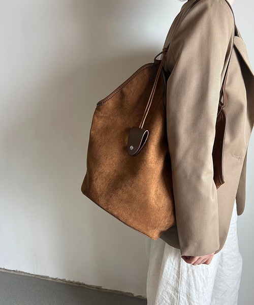 LA VORAGINE(ラ ヴォラジネ)の「ヒョウ柄バケツ大容量トートバッグ(トートバッグ・レディース・ブラウン/ダークブラウン/ブラウン系1/ブラック・FREE)」の21枚目の写真