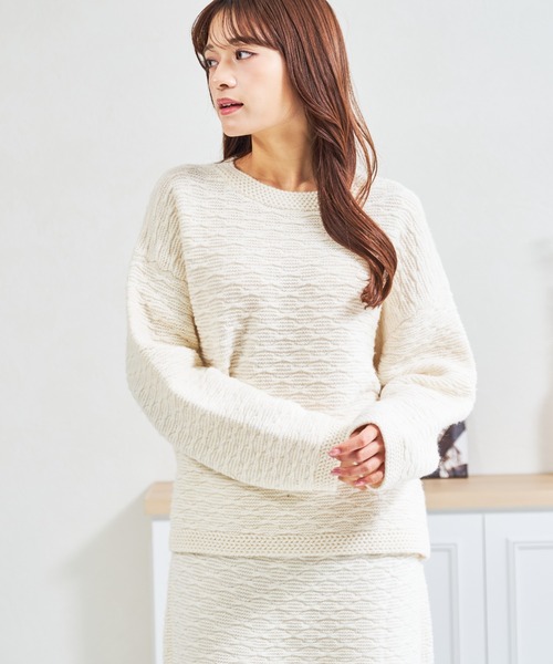 MISCH MASCH（ミッシュマッシュ）の「ZOZO限定 ぽこぽこニット×ミニスカート セットアップ（セットアップ・レディース・アイボリー/グレー・ﾌﾘ-）」の3枚目の写真
