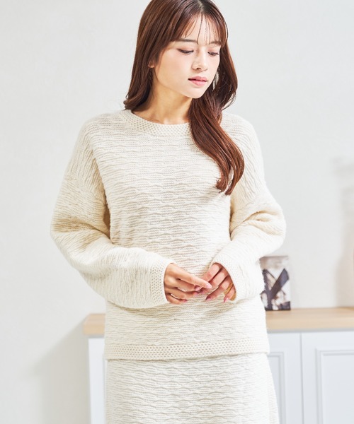 MISCH MASCH（ミッシュマッシュ）の「ZOZO限定 ぽこぽこニット×ミニスカート セットアップ（セットアップ・レディース・アイボリー/グレー・ﾌﾘ-）」の4枚目の写真