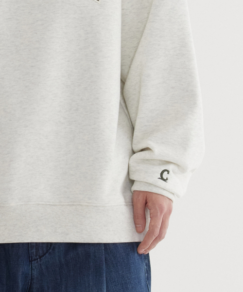 COVERNAT(カバーナット)の「アーチロゴ スウェット Oatmeal(スウェット・レディース・その他・SMALL/MEDIUM/LARGE/X-LARGE/XX-LARGE/X-SMALL)」の8枚目の写真