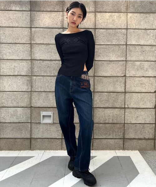 WELLBEING EXPRESS(ウェルビーイングエクスプレス)の「Embroidered Patch Jeans Blue(デニムパンツ・レディース・その他・SMALL/MEDIUM)」の6枚目の写真