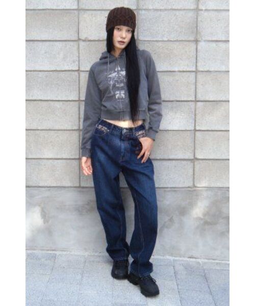WELLBEING EXPRESS(ウェルビーイングエクスプレス)の「Embroidered Patch Jeans Blue(デニムパンツ・レディース・その他・SMALL/MEDIUM)」の8枚目の写真