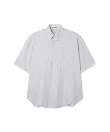 APOSTROPHE COMMA（アポストロフィコンマ）の「ポイントラベルレインポケット半袖シャツ_グレー（シャツ/ブラウス）」