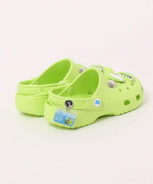 crocs（クロックス）の「MONSTERS INC MIKE CLASSIC CLOG 210875-90H（サンダル・レディース・グリーン・23cm/22cm）」の2枚目の写真