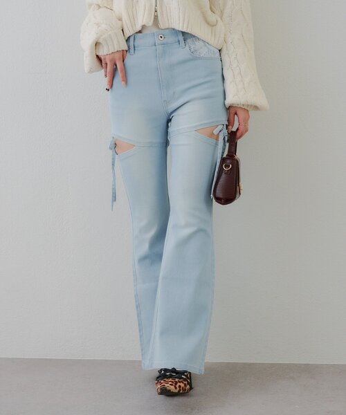 continuer de NICE CLAUP（コンティニューデナイスクラップ）の「【2026SS】リボン付サイドスリットフレアパンツ（デニムパンツ・レディース・その他/ブルー・SMALL/MEDIUM）」の4枚目の写真