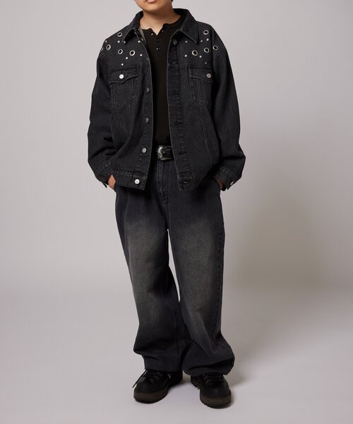 WHO'S WHO gallery（フーズフーギャラリー）の「【UNISEX/ユニセックス】アイレットデニムジャケット（デニムジャケット・レディース・ブラック/サックスブルー/ネイビー・MEDIUM/LARGE）」の12枚目の写真