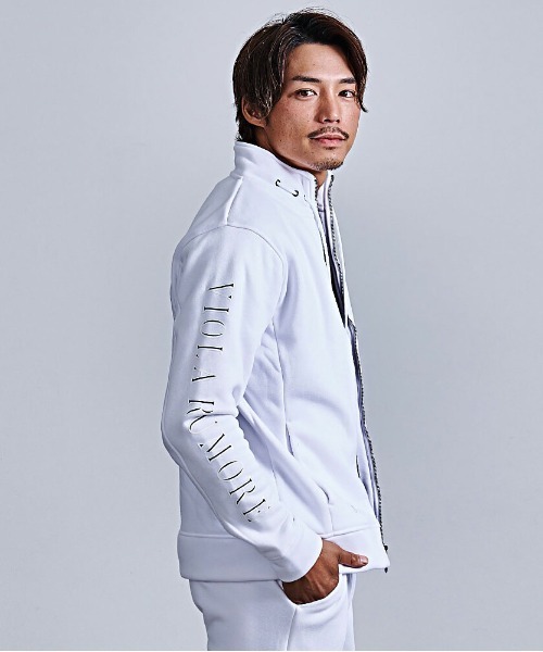 VIOLA（ヴィオラ）の「『VIOLA rumore/ヴィオラ ルモーレ』フリース起毛スピンドルZIPJKT（ブルゾン・メンズ・ブラック/オフホワイト・L/XL/M）」の4枚目の写真