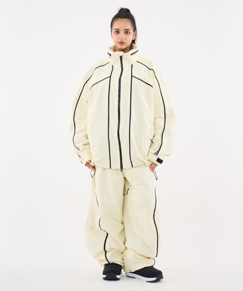 DOLL OUTERWEAR（ドラ アウターウェア）の「[DOLL x DUMDIDUM] 2526 スリックジャケット&パンツセット アイボリー 男女共用（セットアップ・レディース・その他・SMALL/MEDIUM/LARGE/X-LARGE）」の12枚目の写真