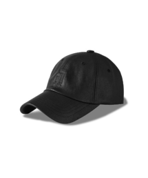 TUTTO DI ME（トゥートーディーメ）の「Signature Leather Ball Cap（キャップ）」