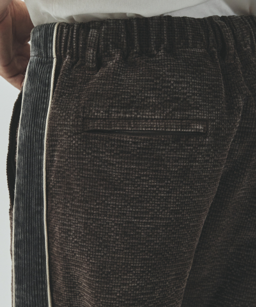 ECORR(エコル)の「コーデュロイトラックパンツ_ブラウン(その他パンツ・メンズ・その他・1(M)/2(L)/3(XL))」の5枚目の写真