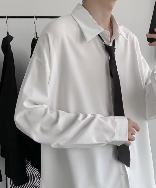 WYZ wear（ダブリューワイジィーウェア）の「ネクタイ付きオーバーサイズシャツ/ユニセックス（シャツ/ブラウス・メンズ・ブラック/ホワイト/グレー・M/L/XL）」の8枚目の写真