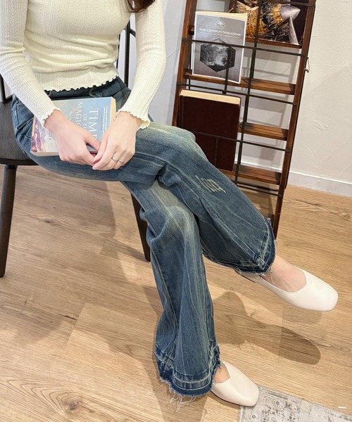 Amulet（アミュレット）の「脚をまっすぐきれいに見せる頼れる一本◎ デニムライクフレアパンツ（デニムパンツ・レディース・ブルー/ブラック・L/S/M/XL）」の15枚目の写真