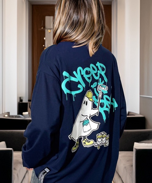 Candlestick(キャンドルスティック)の「タギング ゴースト キャット ストリート ロンT(Tシャツ/カットソー・レディース・ネイビー系1/ブラック系3/ブラック系1/杢グレー/ネイビー系2/ブラック系4/ブラック系2/ダークグリーン/ブラック系5/ホワイト系2/ホワイト系1/ホワイト系・L/M/LL)」の11枚目の写真